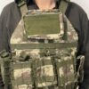 Plattenträger für ballistische Schutzplatten und modulare Taschen angezogen